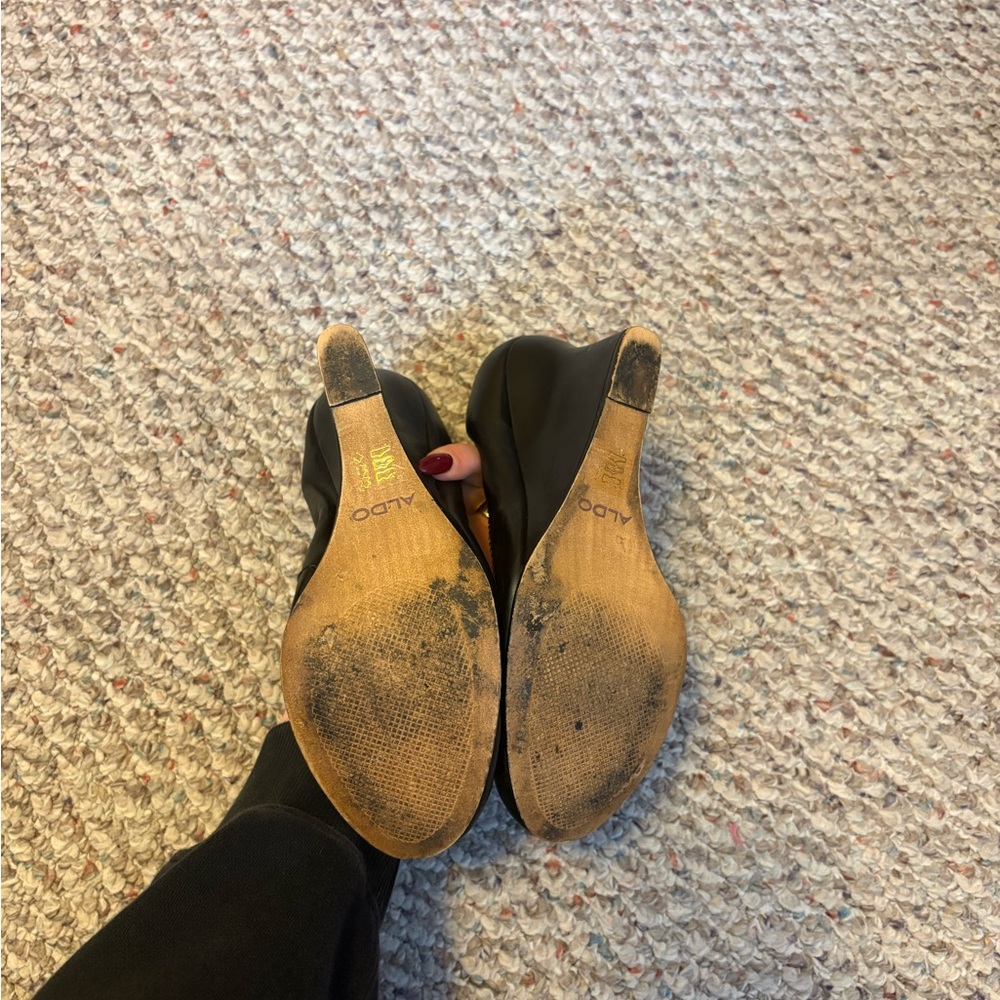 Aldo Black Leather Wedge Shoes - Picture 5 of 5